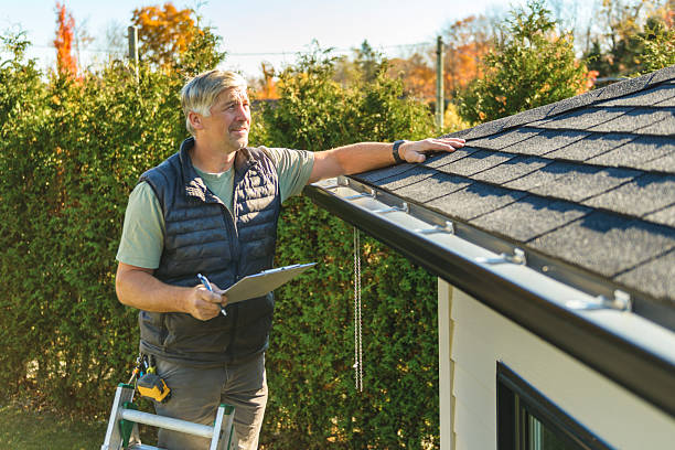 Professional Roofing technician working in Maysville, KY